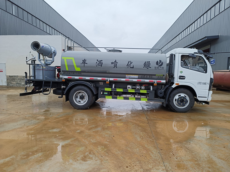 東風福瑞卡9.2方霧炮灑水車