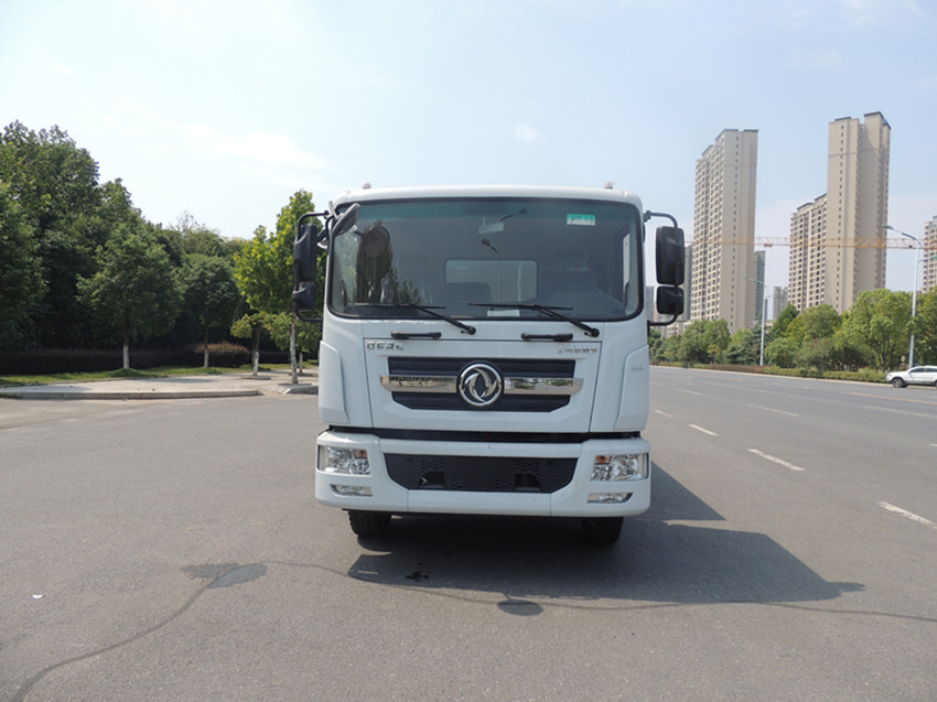 東風(fēng) D9- 12方抑塵車