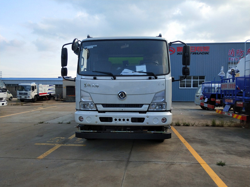 東風(fēng)天錦KS洗掃車-12立方天錦洗掃車